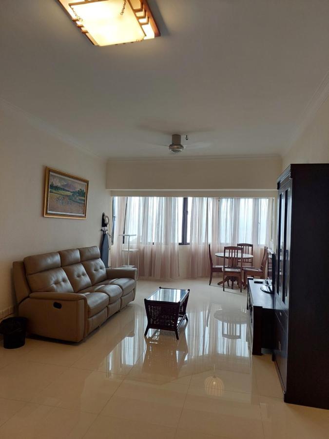Batu Ferringhi Luxury Seaview Suite - 3Br エクステリア 写真
