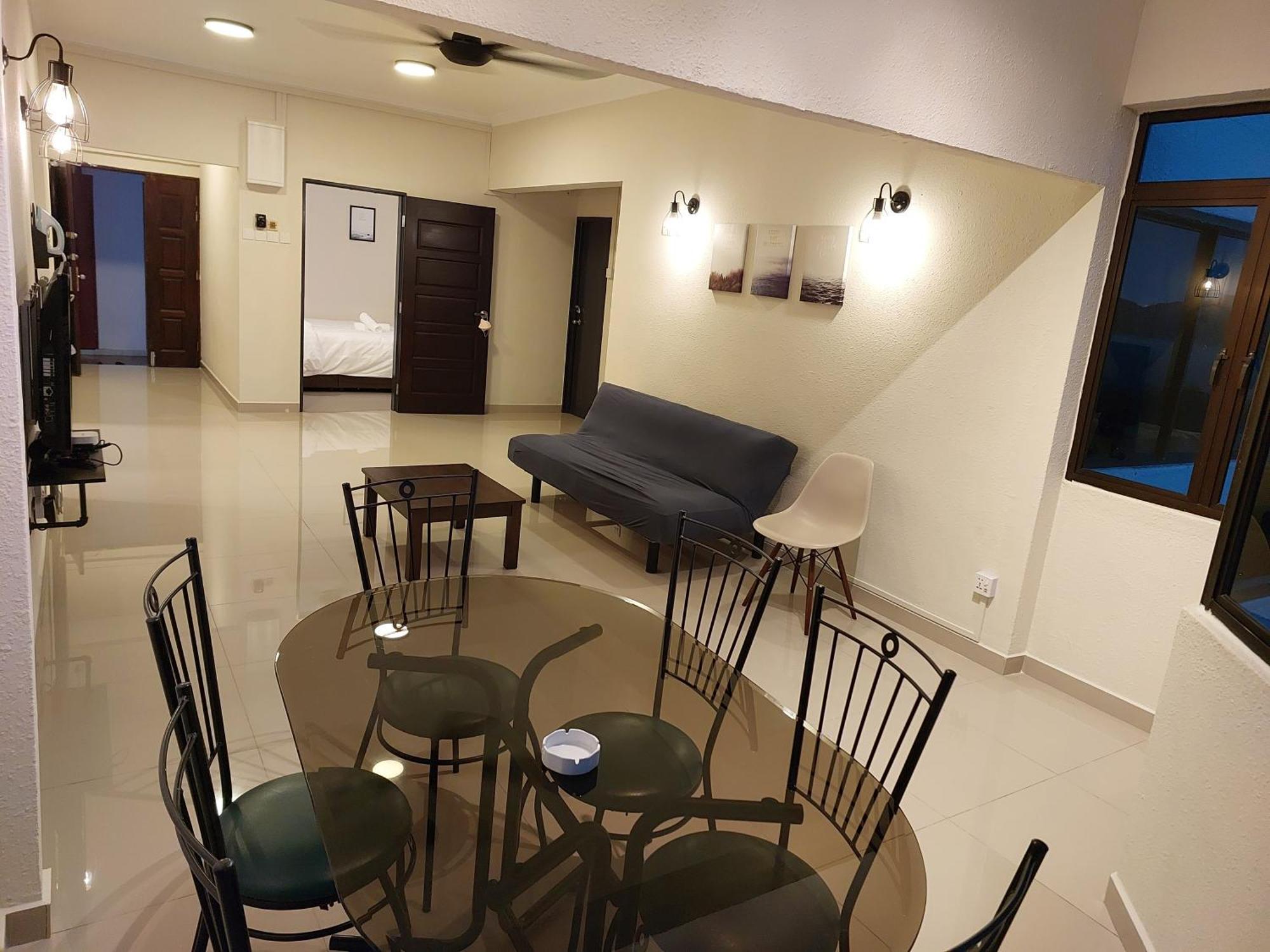 Batu Ferringhi Luxury Seaview Suite - 3Br 部屋 写真
